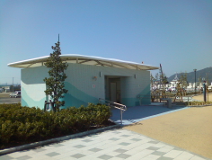 焼津漁港トイレ写真